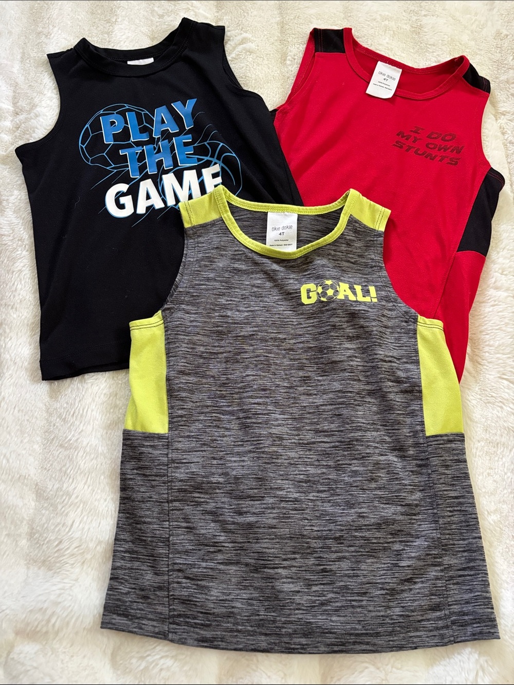 4T tank tops (3items)